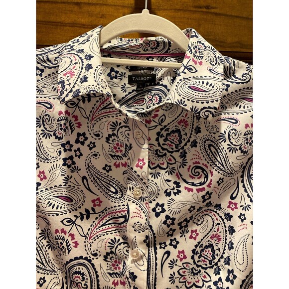 Talbots Womens Button Down Blouse size 6 or Small Fitted Purple Blue Paisley - Picture 3 of 9